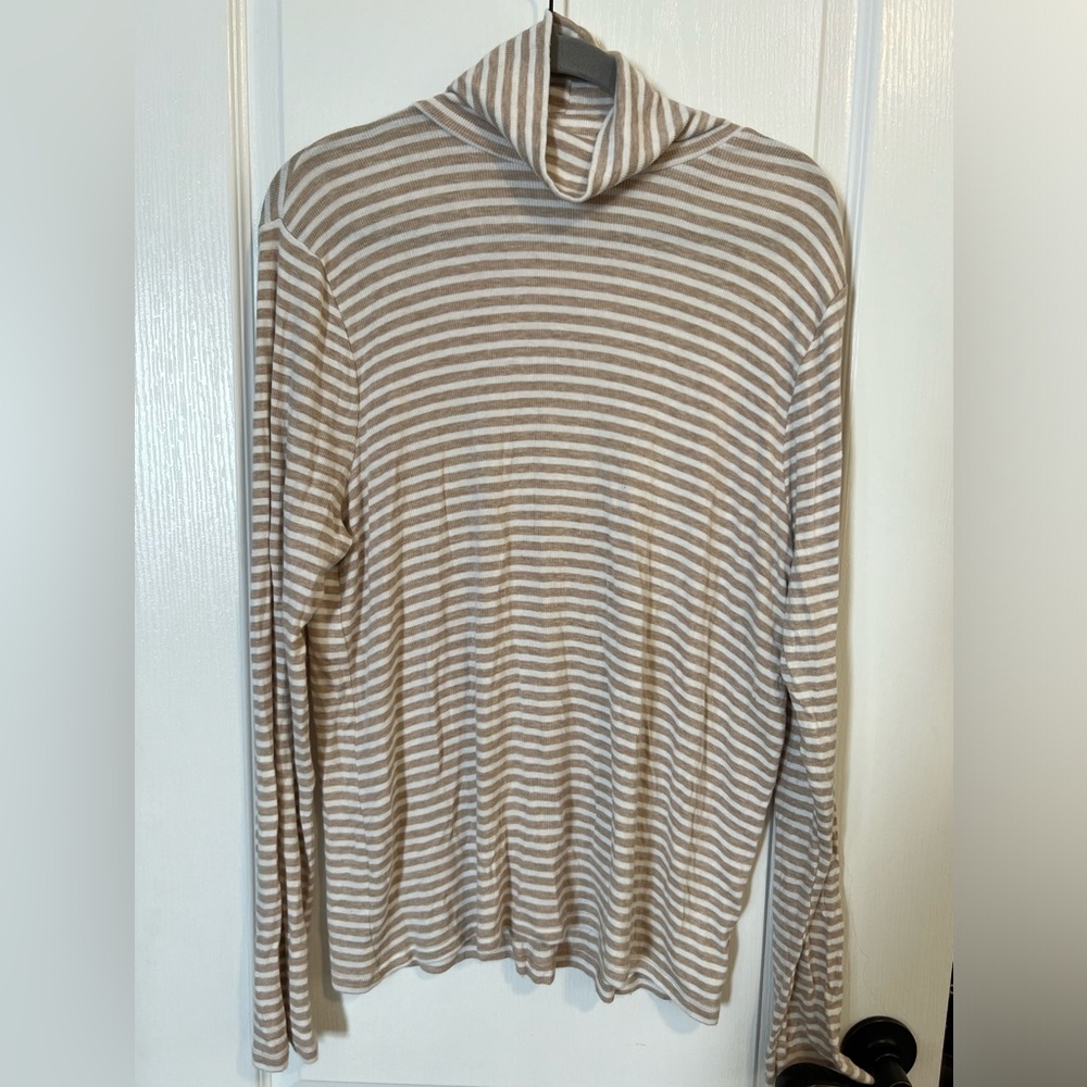ribbed turtleneck
